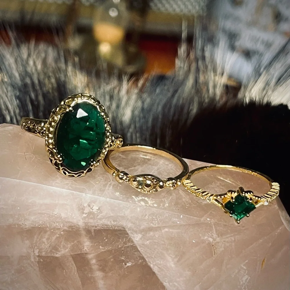 Elegant Gold and Green Gemstone Ring Set costume jewelry pieces - Picture 3 of 3